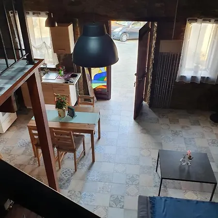 Semesterbostad Petradaki House Arakapas