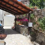 Petradaki House Holiday home Arakapas